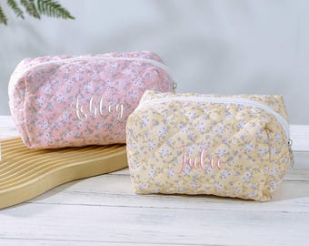 Custom Embroidered Bridesmaid Makeup Bag, Personalized Cosmetic Bag, Travel makeup Bag, Custom Toiletry Bag , Gift for Her