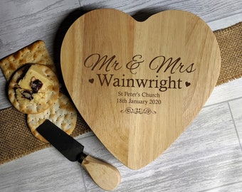 Personalised Heart Shaped Cheese Tool Set - Wedding Anniversary Gift, Valentine, Cheese board, Cheese knives, Couple gift, Wood Anniversary