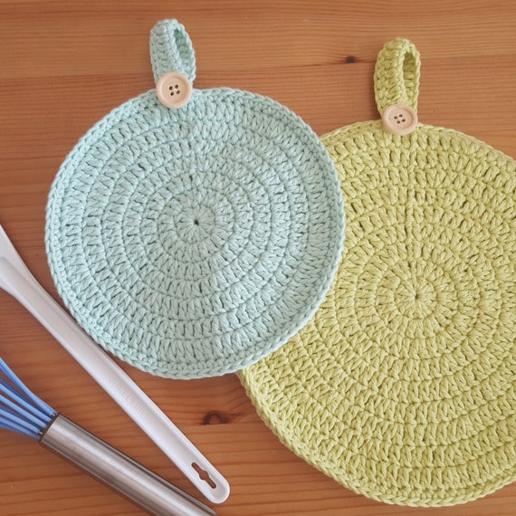 Super Easy Crochet Pot Holders (Double Thick)