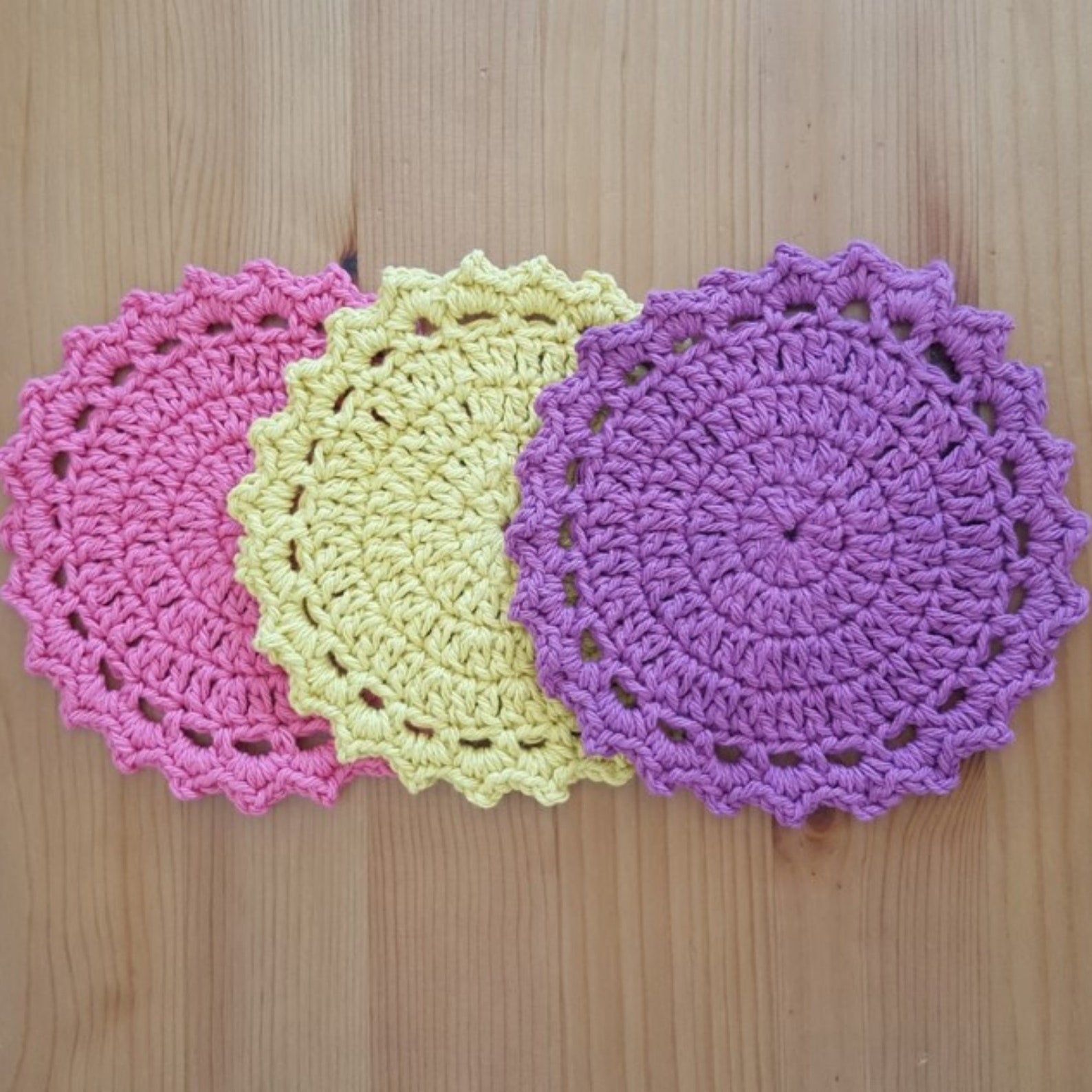 Easy Crochet Coasters Pattern for Beginners, Quick Crochet Pattern