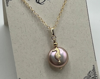 Lavender-Pink Freshwater Coin Pearl Gold Necklace, Gold Seahorse and Pearl Necklace, Sea Life Jewelry, Tropical Beach Jewelry, Gift for Her