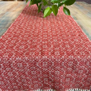 Caminos de mesa de algodón tejidos a mano - Colección Twilight Circles - Color rojo ladrillo - Hechos a mano en Florida