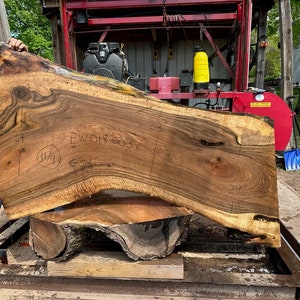 English Walnut | live edge wood | reclaimed wood slabs | kiln dried wood for sale | trusted wood suppliers | woodworking source