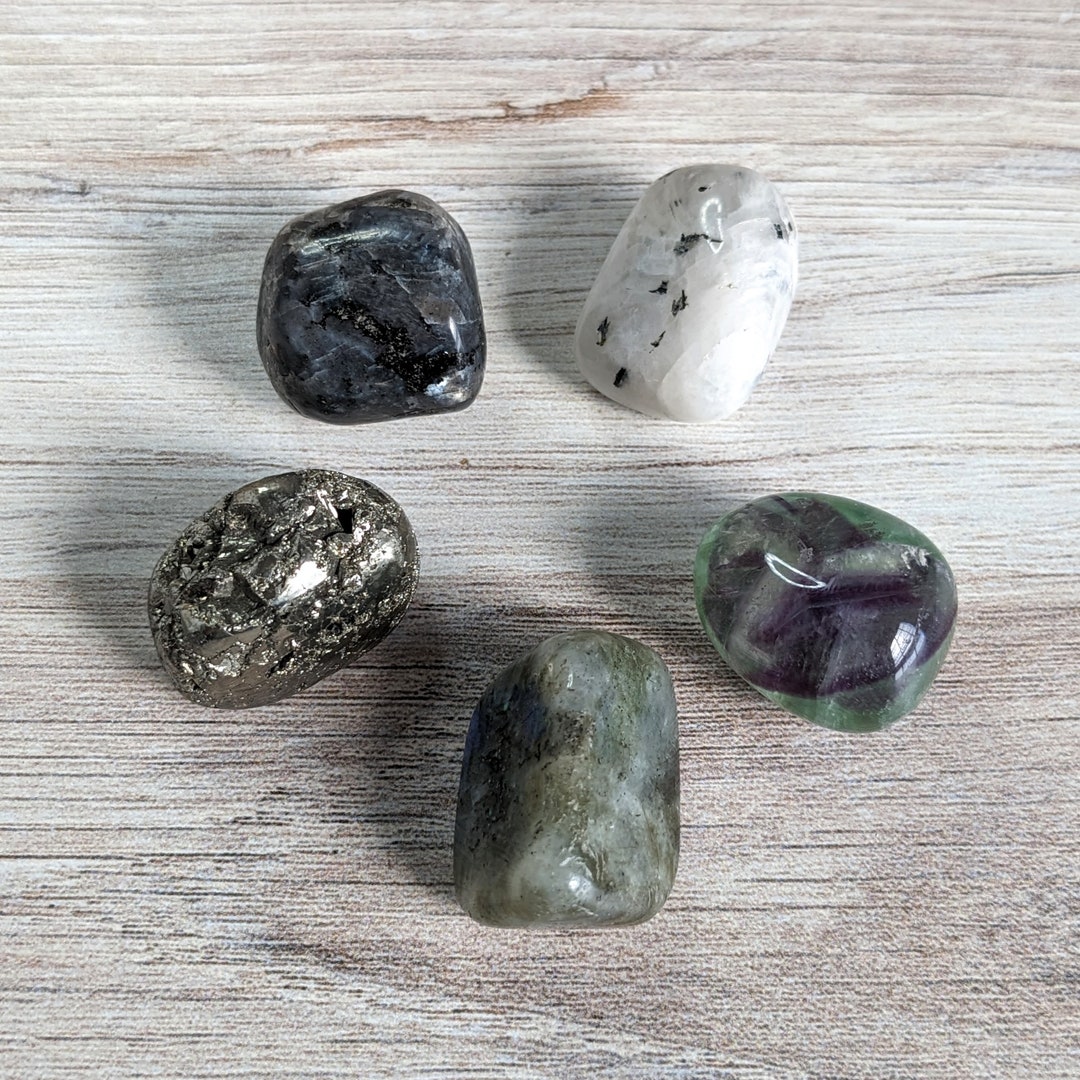 New Moon Crystal Kit / Lunar Crystal Set / Moon Crystals Etsy