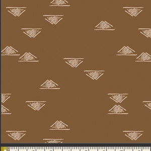 Domestic Charm Walnut de la colección Homebody de Maureen Cracknell para Art Gallery Fabrics - 100 % algodón