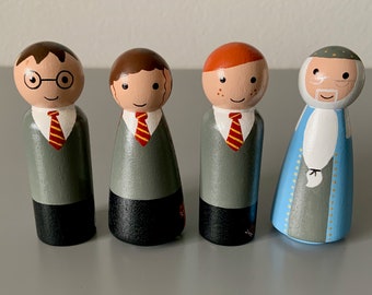 Hand Painted Wizard Peg Dolls
