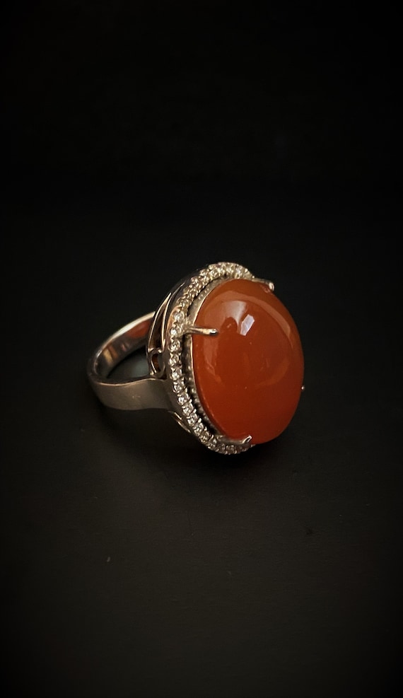 Beautiful Vintage Carnelian Ring