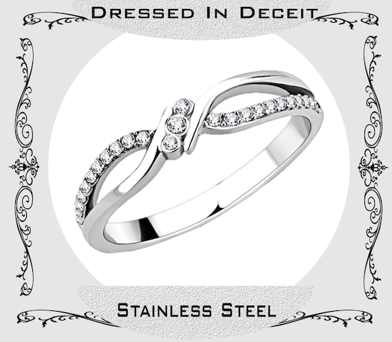 Surgical Steel Clear Paved CZ Flower with Center Stone Surgical Steel Clear Paved CZ Flower with Center Stone