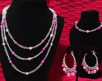 Blush Harmony Jewelry Set – Layered Necklace, Bracelet & Hoop Earrings