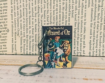 WIZARD OF OZ - mini book keychain - bookish gifts - classic books - unique gifts
