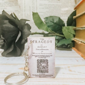HAMLET - mini book keychain - Hamlet gifts - William Shakespeare - Shakespeare gifts - unique gifts - reader gifts - classic gifts