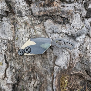 ESEE Pinch Knife Sheath With UltiClip ESEE Pinch Knife Scabbard with UltiClip - Knife Not Included - 0.80 Kydex