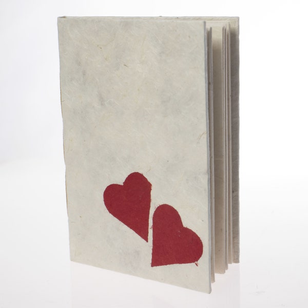 notitieboekje, hart thema notitieboekje gemaakt van lokta papier, valentijnscadeau, moederdag, blanco binnen, fair trade