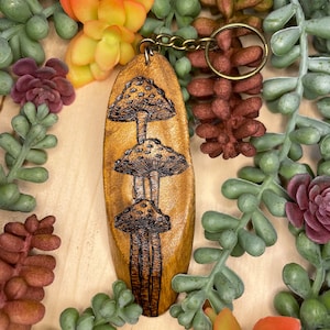 Woodburned Pyrography Cottagecore Witchy Mushroom Keychain, Valentine’s Day Gift, Wood Keychain, Amanita Mushroom Charm Jewelry
