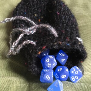 Round Pouch - black