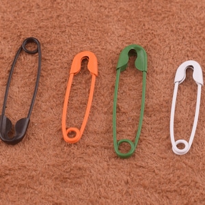22 * 5 / 19 * 5mm pines de seguridad 50pcs dos tamaños encantador shawl Pins metal Pins Brooch pernos de seguridad pequeños pasadores de seguridad de costura suministro