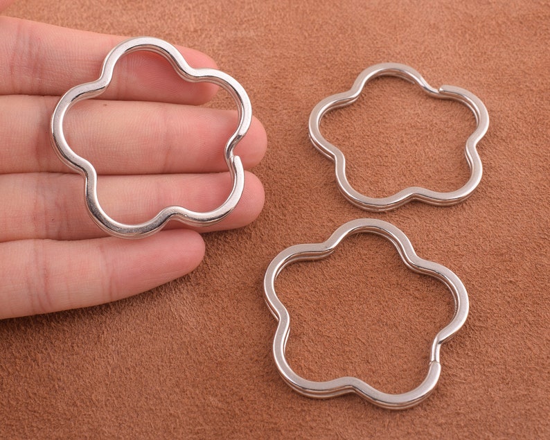 Flower shape key ring,10pcs *42mm silver Cute Key Fob Ring Metal Split Ring for Key Chain Wholesale Key Ring Findings