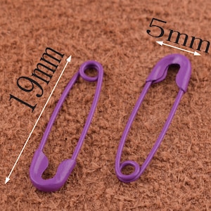 small Safety Pins/ 100 Pieces purple small Safety Pins/ Three kinds of color/ diminutive Safety Pins/ Great for storing Zippers (sp2215)