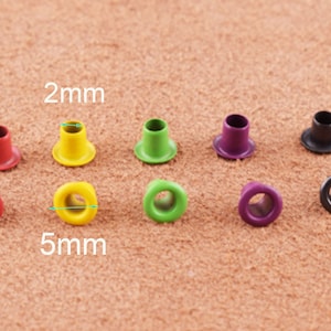 100 pcs Colorful metal Eyelets Grommets Copper for Leather craft, Eyelet Clothes Leather for Brass Studs with Leather Craft Supplies-2 mm