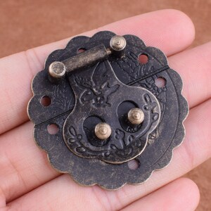 Spezielle Verriegelung Box Hardware 40mm Schmuck Box Riegel Geschenk-Boxen Riegel Metall Latch Lock für Brust Hardware/Holz-Boxen machen