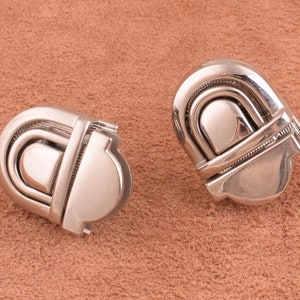 metal Purse Lock bag lock handbag lock 27*20mm silver Metal Lock purse clasp Turn lock leather closure for bag/purse/handbag
