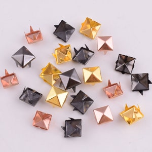 100pcs Nagelköpfe Ohrstecker dekorative Ohrstecker Krallen Nieten Nagelköpfe, 4 Zinken Metall Pyramide Ohrstecker für handgemachte Leder Handwerk DIY Zubehör