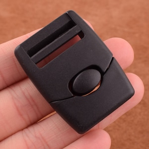 Wholesale Side Released Buckles Curved Black Plastic Paracord Buckle Bulk Sales Flat Heavy Duty Dual Adjustable Side Release Plastic Buckles