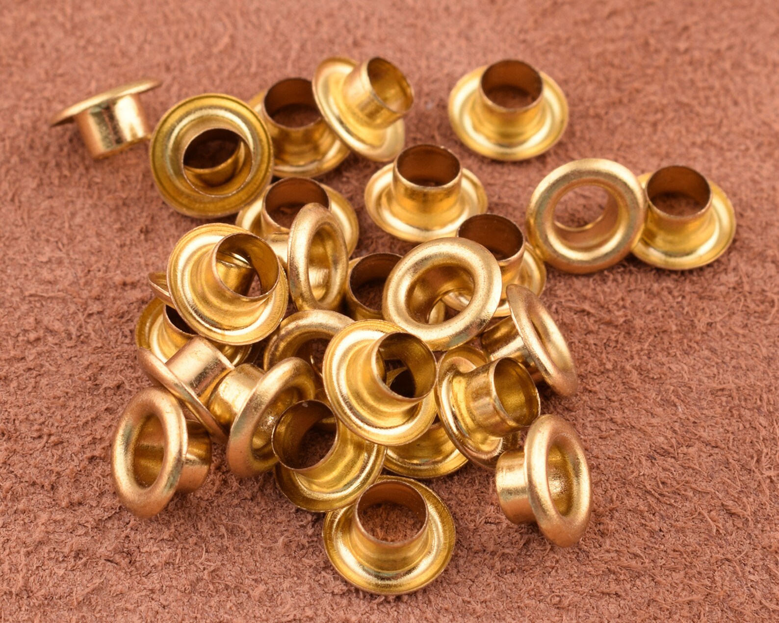 Mini bronze Eyelets 100pcs 4mm Round Grommet Eyelets for Etsy