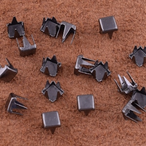 Metall quadratische Ohrstecker Spots Nailhead Leathercraft Fashion Punk, Gunmetal vier Kralle Nägel Nieten Prong Stud für Geldbörse/Kleidung Dekoration finden