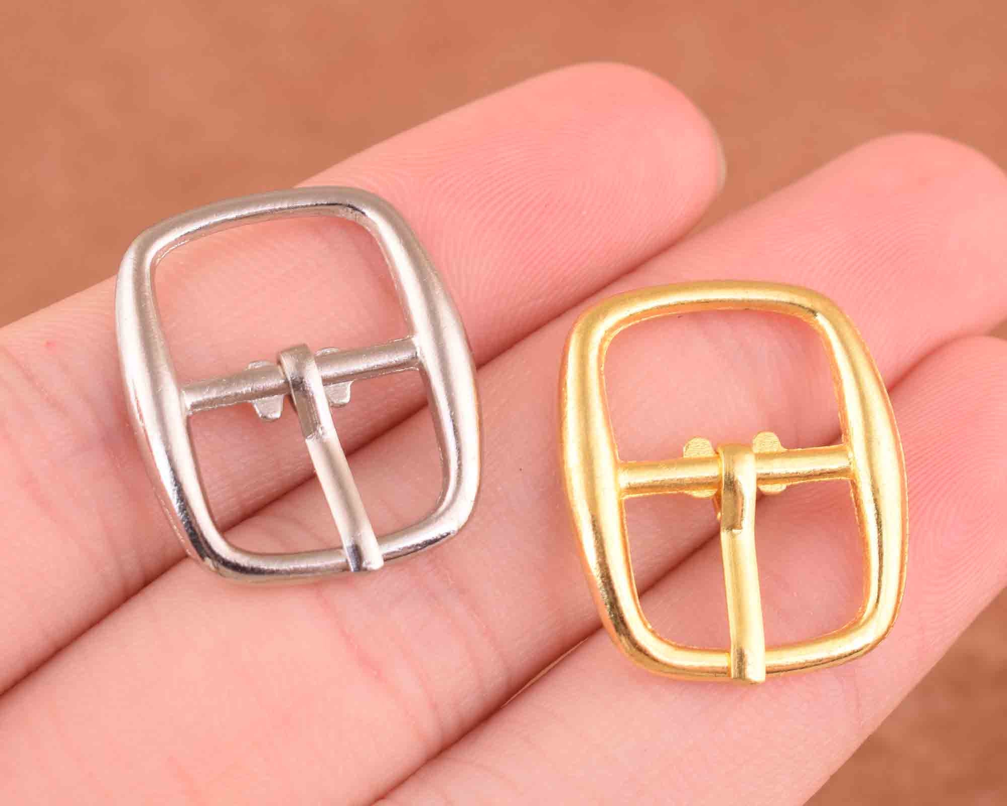 small metal buckles