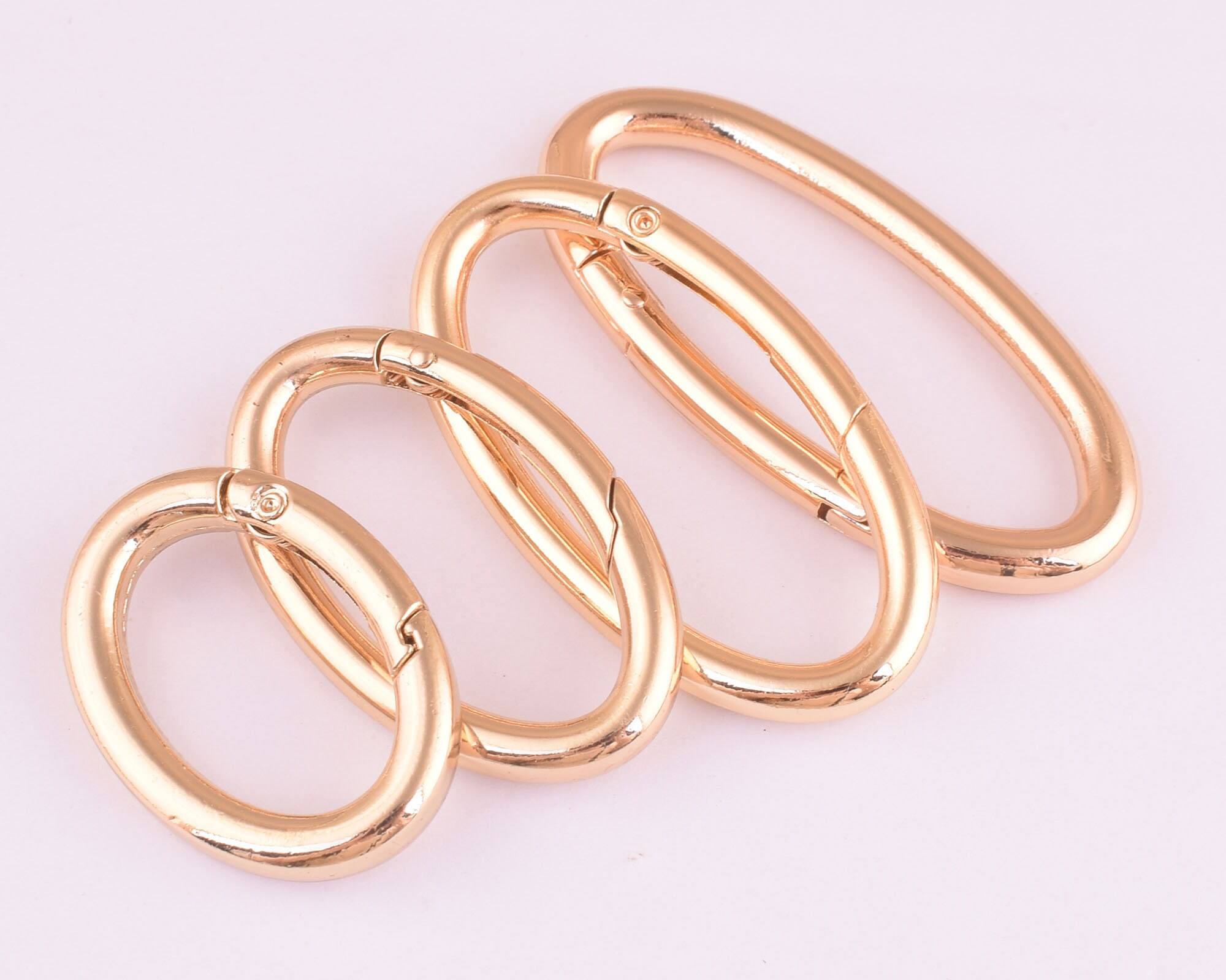 スプリングゲートリング 金属Oリング スプリングリング留め金 プッシュ