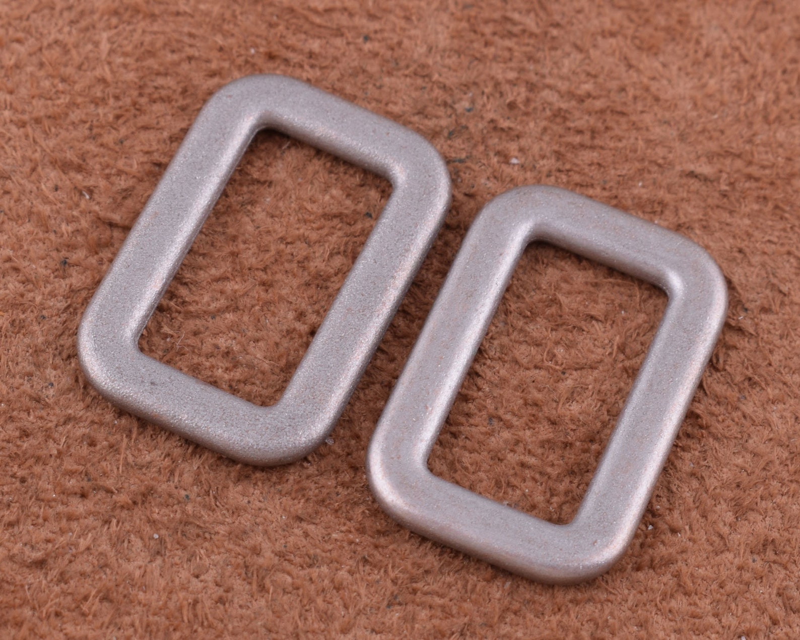 thumbnail image 2 of Rectangle Purse Strap Slder Metal Double Loop Slde Buckle Adjuster Keeper Rng 36 33mm 1 3/8 1... 2 of 13