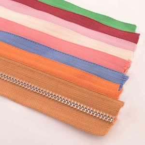 Zipper Tape Size #5 Nylon Colorful coil Metal Zipper with teeth Slider,5yards zipper tape for Zip head Purse Making Hardware Bag coil zipper