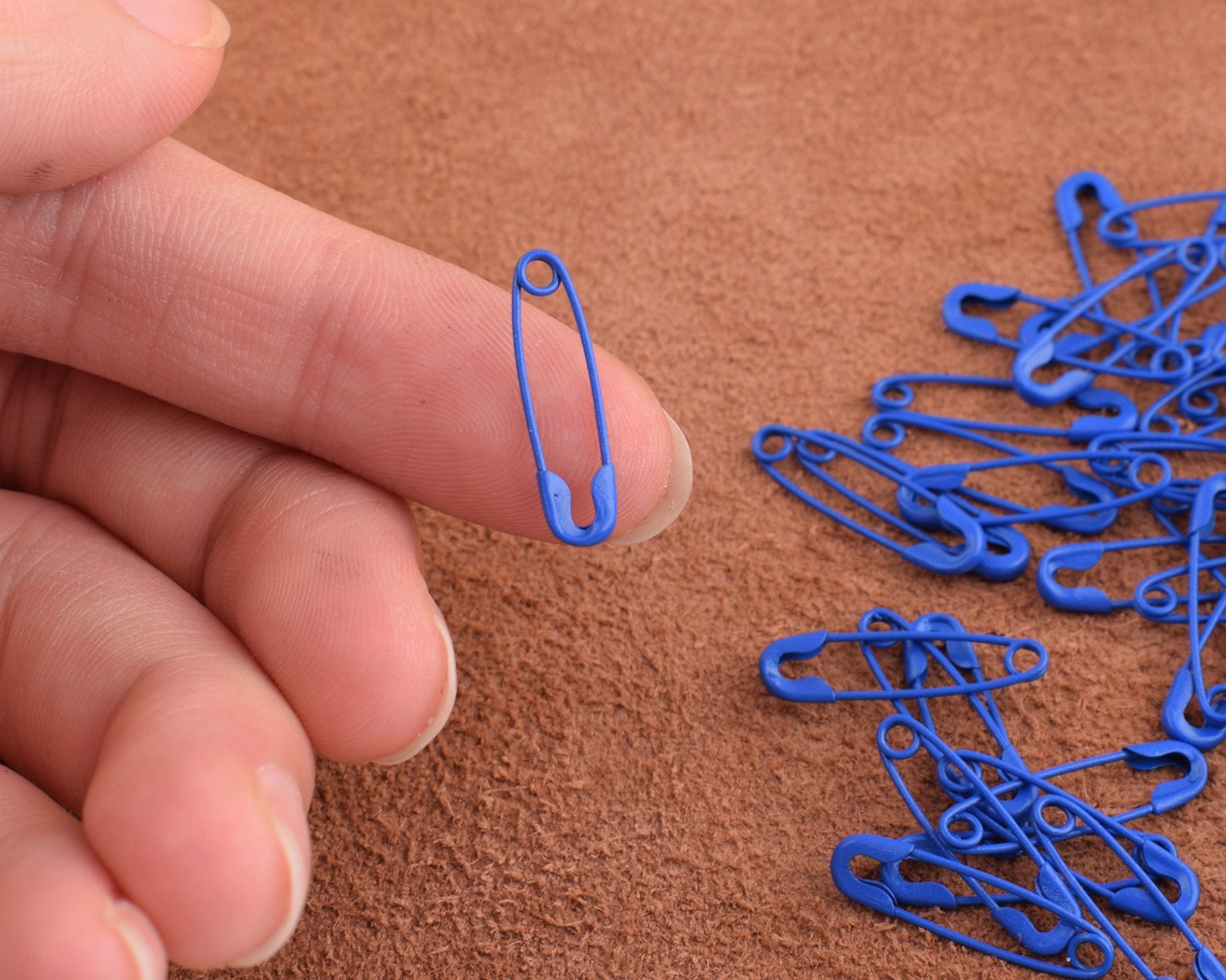 Small Safety Pins/ 100 Pieces Purple Small Safety Pins/ Three Etsy