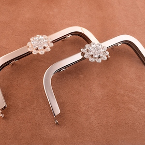 light gold/silver Bag Frame 1pcs Diamond Purse Frame 15*6mm flower Clutch Clasp Arched Purse Frame Handbag Charming Jewelry Frame