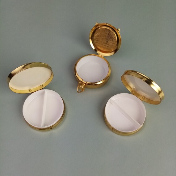 1x vintage mini jewelry box, casket, round pill b… - image 4