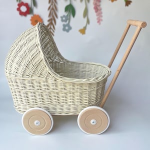 Wicker stroller, wicker doll’s pram, wicker pram, baby doll pram, pram toy, wooden pram, baby pram, wicker pushchair, CREAM