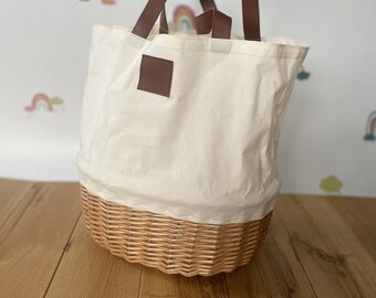 Wicker Bag, rattan bag, Beach bag, Holiday bag.