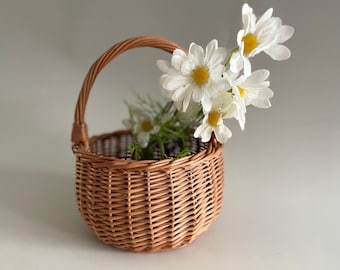 Panier de bouquetière en osier : mini panier de décoration de mariage