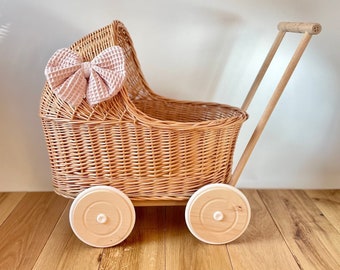 LUXURY wicker pram with bow and bedding included, doll pram, wicker doll pram UK, baby doll pram, pram toy, wooden pram, wicker dolls pram