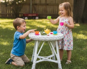 Mesa de mimbre, mesa de ratán, mesa de mimbre, mesa para niños, mesa de guardería, mesa redonda, pintada