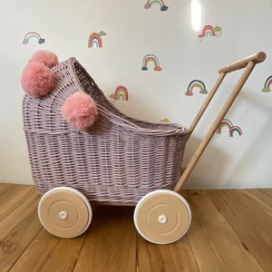 Wicker pram with light pink pompoms, nametag & bedding included, doll pram, baby doll pram, pram toy, wicker dolls pram, PALE PINK