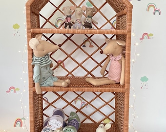 WICKER FURNITURE
