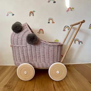Wicker pram with light pink pompoms, nametag & bedding included, doll pram, baby doll pram, pram toy, wicker dolls pram, PALE PINK