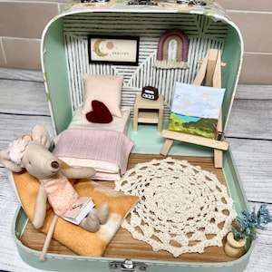 Small Travel Dollhouse - Perfect for Maileg Mice
