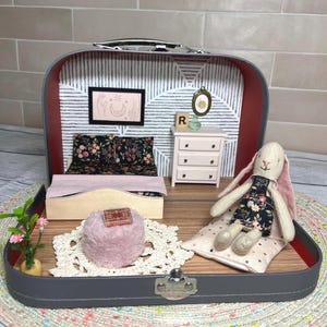 Medium Travel Dollhouse - Perfect for Maileg Mice