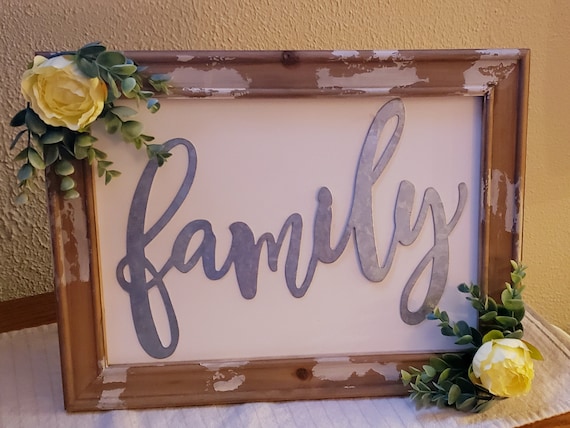 Rustic Floral Whitewashed Frame - Wall Decor; Wall Art; Farmhouse Decor