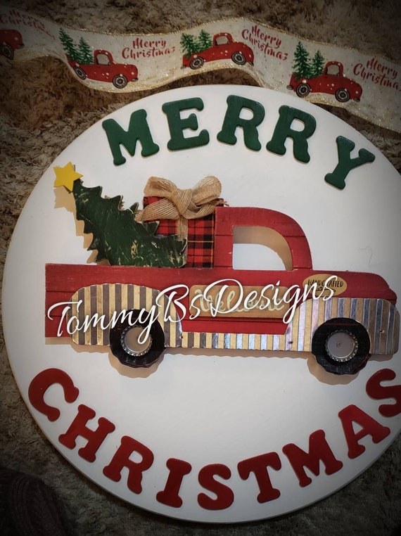 Round Wooden Holiday Sign; Christmas sign