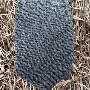 Grey Herringbone Wool Necktie: Slim Tweed Tie, Groomsmen Gift