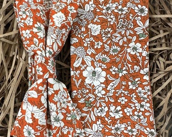 Orange Floral Bow Tie & Pocket Square Set: Men's Wedding Tie